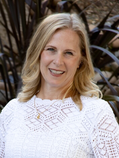 Jennifer  Commins Photo